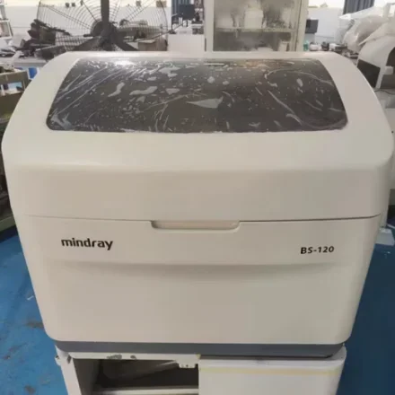 Mindray BS120 — Восстановленный Полностью автоматический биохимический анализатор