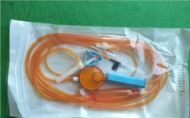 Одноразовый Светонепроницаемый прецизионный фильтр Infusion Набор с иглой
